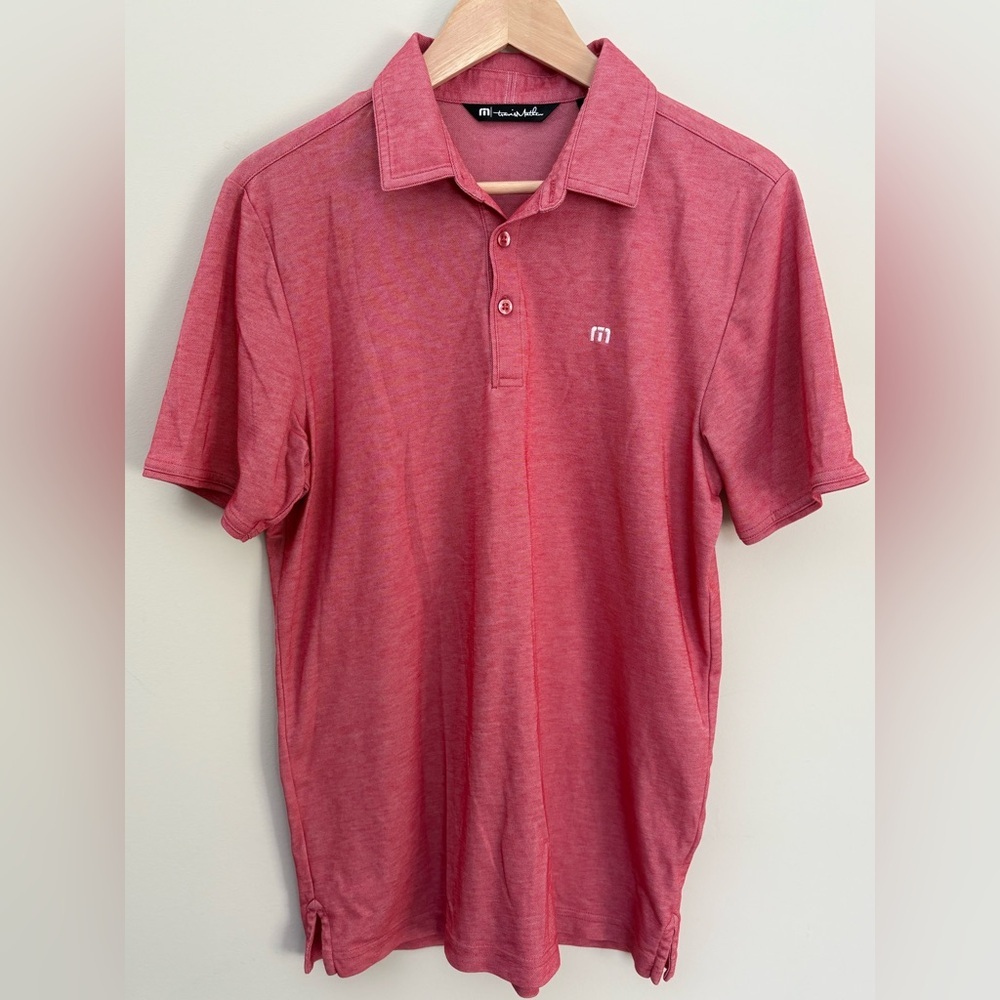 Travis Mathew The Heater Polo Size Medium Short Sleeve Pinkish Red